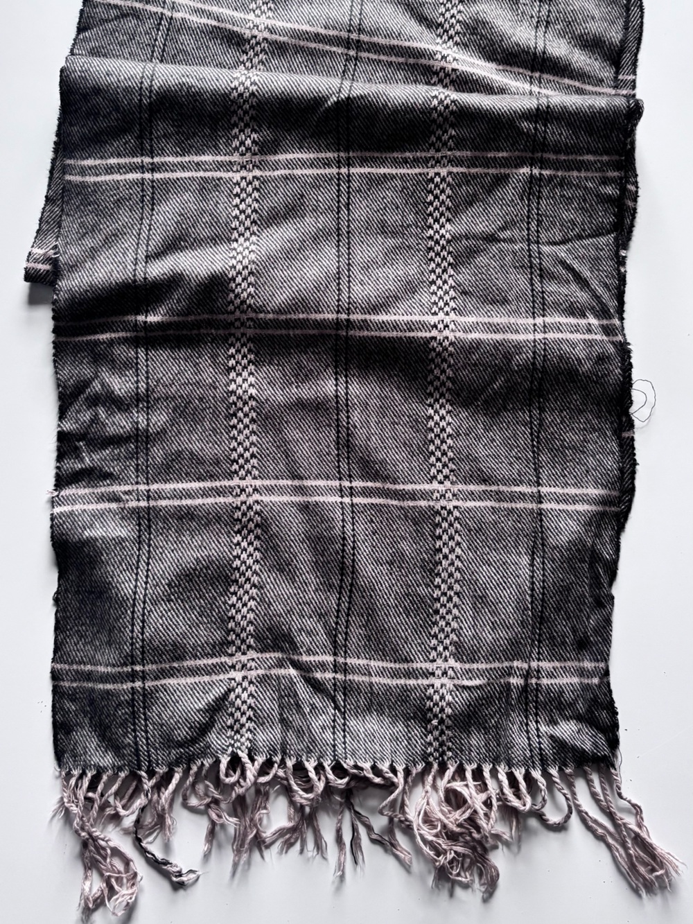 SCARF - Picture 3 of 9